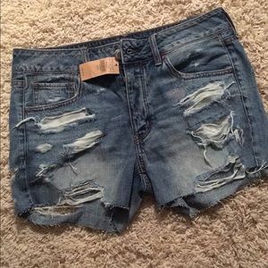 NWT American Eagle Distressed Blue Jean shorts